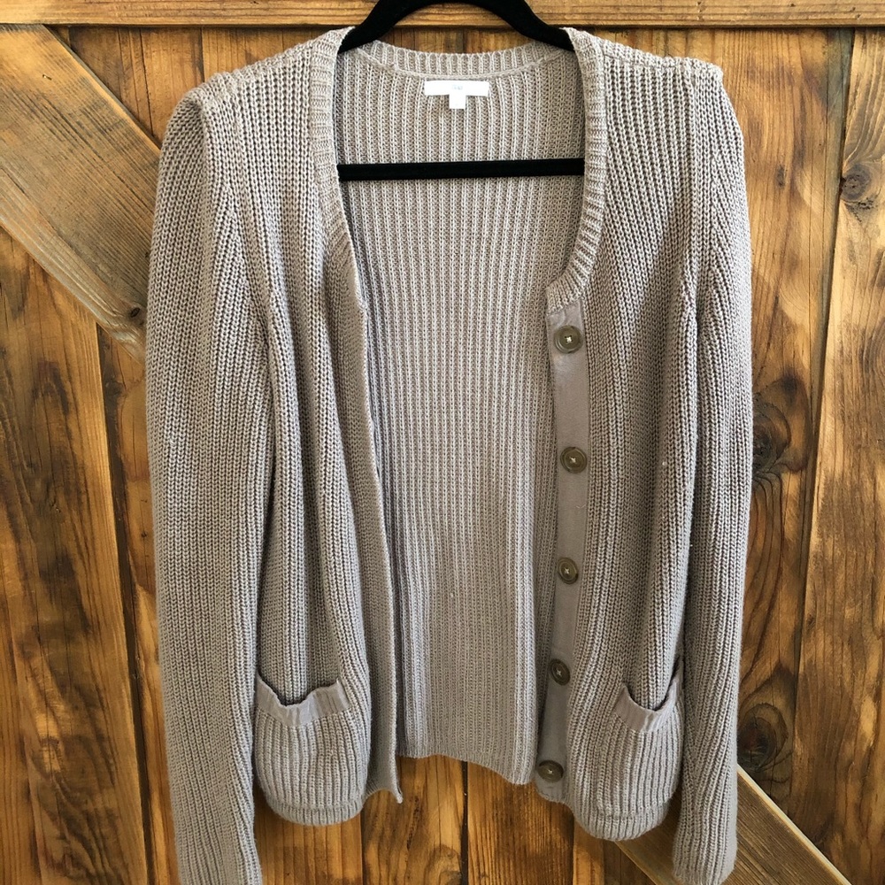 Comfy Gap cardigan sweater